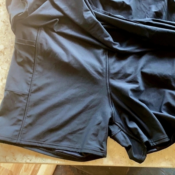 Land’s End Black Swimsuit Dress w/ Shorts Plus Size 24W Adjustable Straps EUC - Picture 5 of 11